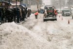 Посеред засніженого Києва вирішили прокласти водопровід: саме час