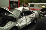 Смертельная авария под Киевом: ВАЗ смяло до неузнаваемости