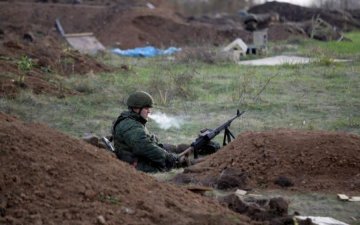 Орки подтянулись: в сети смеются над оружием боевиков