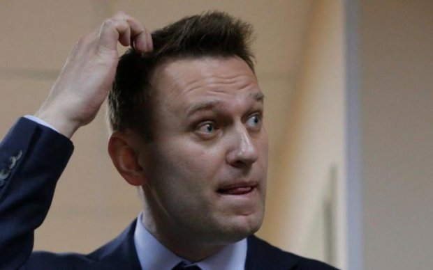 Хто кого: Навальний позмагався з Life News в обмані