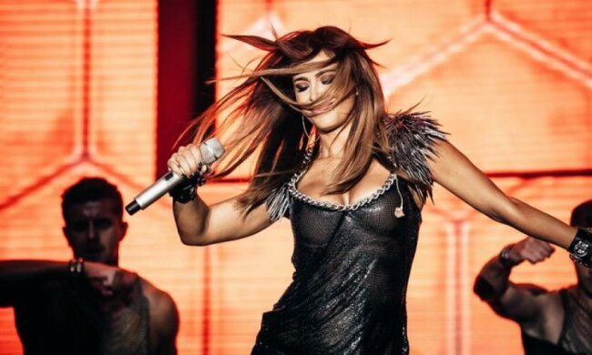 "Шоу місцевого розливу": російське видання жорстко обсміяло продажну Лорак
