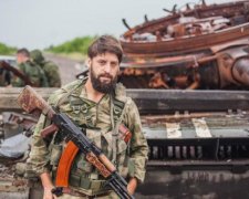 Боевики открыли охоту на подростков, те бегут из дому