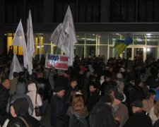 Активістів у Кривому Розі звинуватили в тиску на ТВК