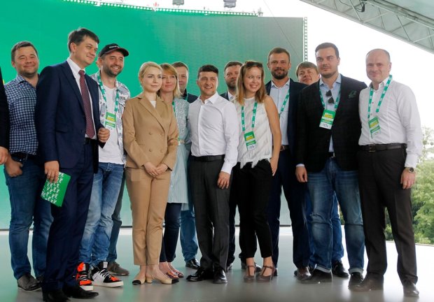 У партії Зеленського вичислили фаната "руського міра": "Пора почистити "фільтр"
