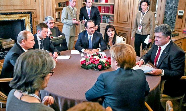 "Нормандская встреча": Порошенко объяснил, чего Украина потребует от Путина