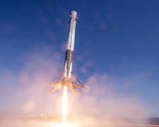 До екскурсії в житомирський Музей космонавтики ім. С.Корольова керманичі "ОСНОВИ" завітали разом із учнями київської школи ім.С.Корольова, де також зустрілися з юними житомирянами