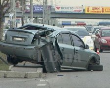  Жезл ДАІ знайшли в авто п'яного винуватця ДТП  (фото)