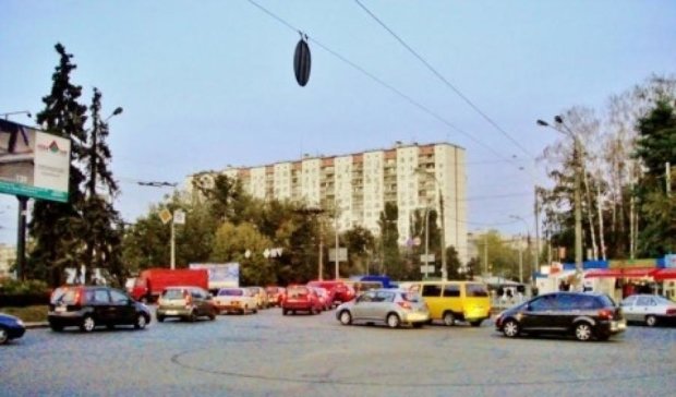 На площади Шевченка водителей ожидают пробки 