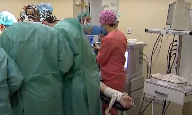 Операція, кадр з репортажу Вікна, зображення ілюстративне: YouTube