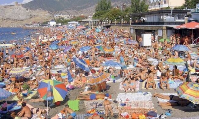 "Влада" окупованого Криму очікує припливу українських туристів