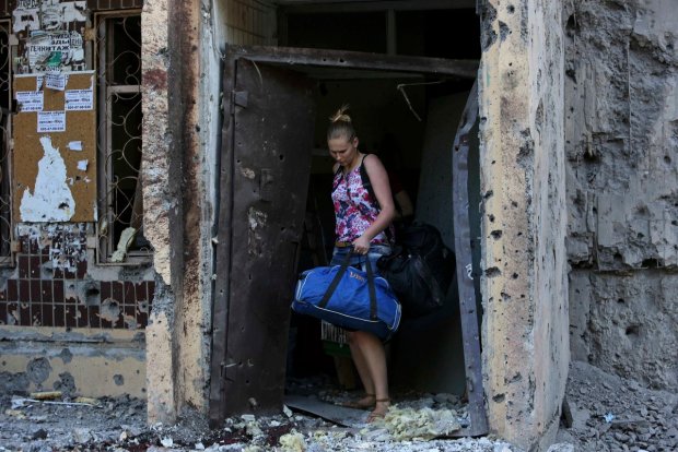 У Донецьку стався викид невідомої речовини: виразки та криваві рани