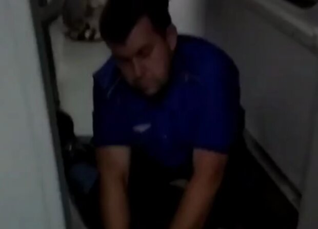 Напад на провідника потягу, скріншот з відео