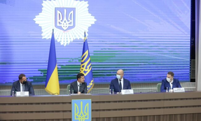 Денис Шмигаль, Володимир Зеленський  - фото Кабінету Міністрів України