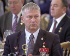 Путінський полковник допився до зелених чортів з мільйонами у кишені