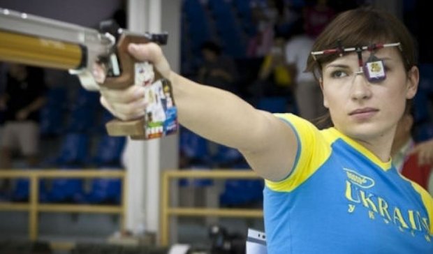 Чемпіонка зі стрільби Костевич залишилась без медалей