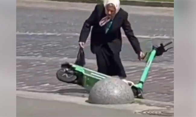 Пенсионерка во Львове, скриншот с видео