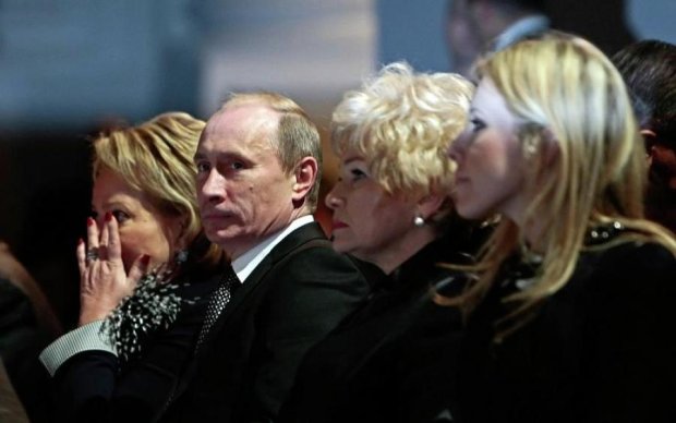 Таємна зустріч Путіна і Собчак поставила росіян у глухий кут