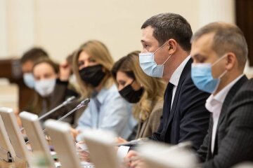 Олена Зеленська відкрила засідання робочої групи з розробки стратегії створення безбар'єрного простору