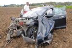 У автопилота Tesla выявили суицидальные наклонности