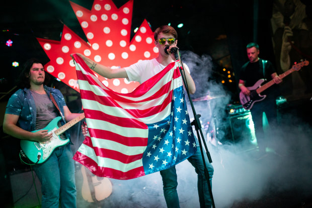 Украинский инди-рокер Alex Peakman выпустил дебютный трек: “Я вырос на американской музыке”