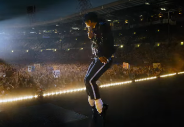 Кадр із трейлера на байопік "Майкл"