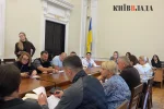 Пошкоджений будинок у Києві