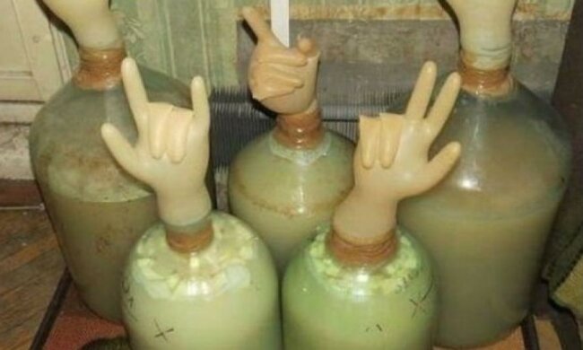 Самогонщик вылил в реку тонну браги