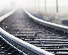 На Донбасі відновлять два залізничних напрямки