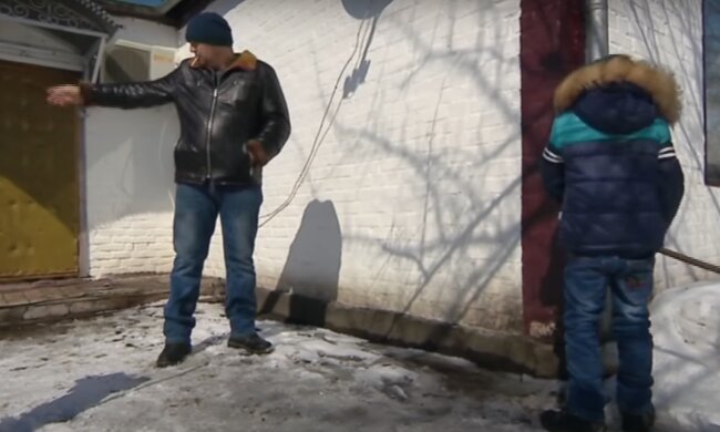 "Сокіабле" вже у минулому? Нові кумедні фейли учасників "Хата на тата": "Візьми камінь й кинь сусідці у вікно"