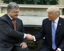 СМИ рассекретили, куда пошли деньги Порошенко для Трампа