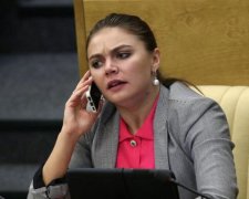 Може раз на тиждень: коханка Путіна розповіла, як знімає стрес