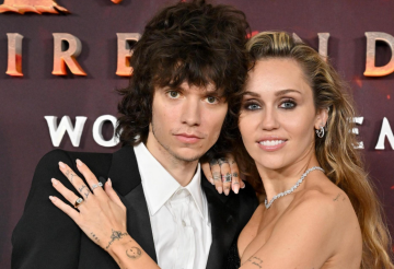 Майлі Сайрус та Макс Морандо