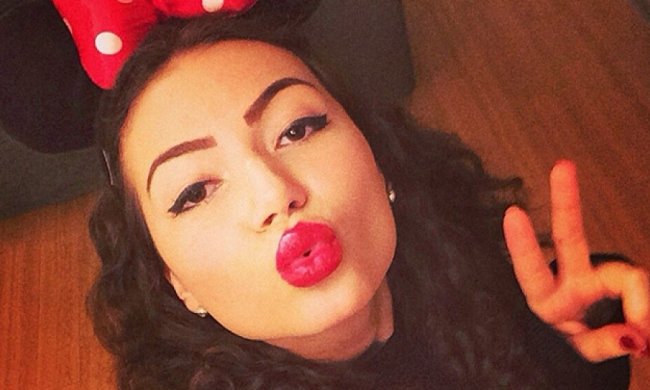 Дочка главного даишника ездит на "Рэнж  Ровере" и дружит с  Пэрис Хилтон