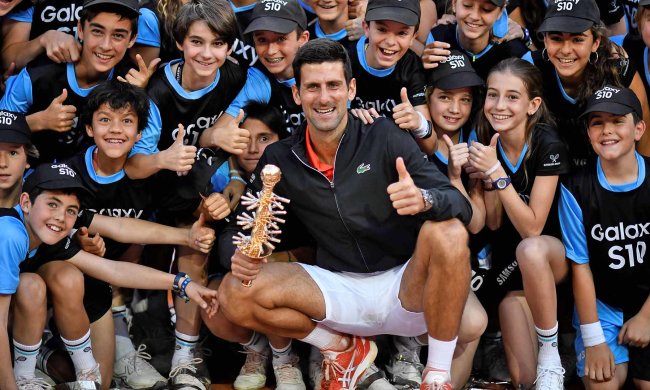Джокович триумфально победил в Мадриде и сравнялся с Надалем по количеству титулов