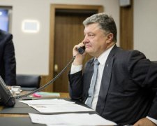 Помпео выслушал поздравления, благодарность и просьбы от Порошенко