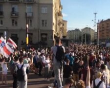 Протести в Білорусі, скріншот: YouTube