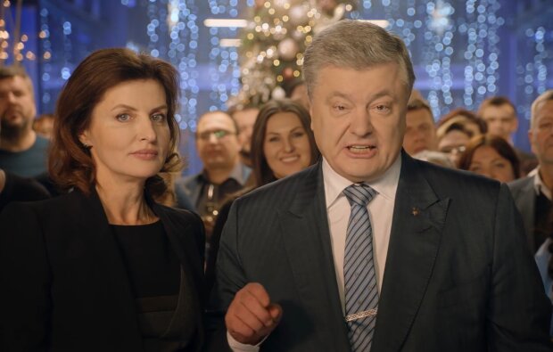 В сети сравнили новогодние поздравления украинских президентов: чем отличался Порошенко