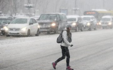 Лютий шторм насувається на Україну: хто постраждає найбільше 