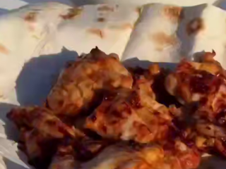 Куриный шашлык, кадр из видео