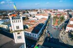Вище за хмари: на Франківщині молодят і туристів заженуть на горище ратуші