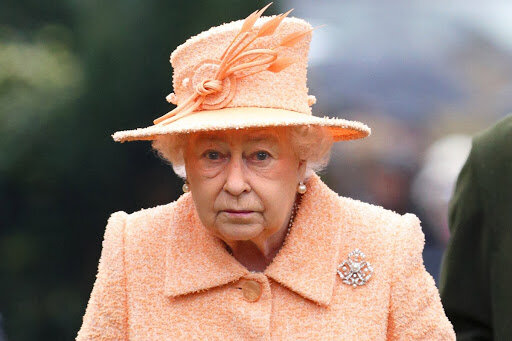 Елизавета II любит "клубничку"? На сайте королевской семьи всплыло неприличное