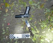 У центрі Києва п’яний чоловік стріляв з пістолета