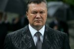Януковича закидали яйцами во Франковске: как это было, - украинцам напомнили видео