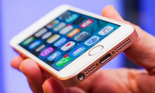 В сеть слили фото нового гаджета от Apple