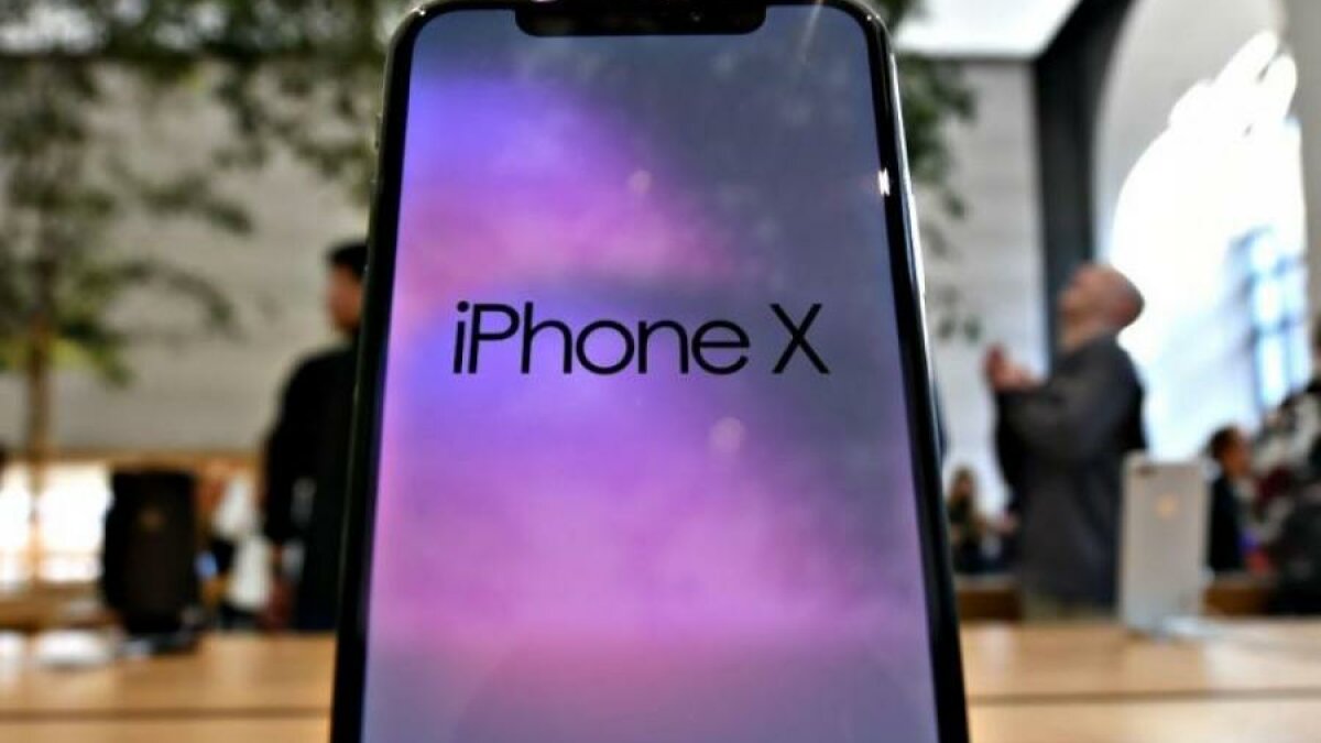 Как две капли: китайцы научились делать iPhone X, без антенны - ЗНАЙ ЮА