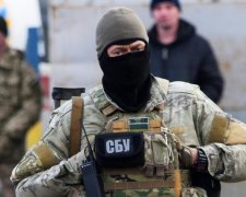 Не чекали: журналісти увірвалися в таємний ізолятор СБУ