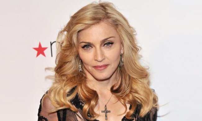 Мадонна, фото з вільних джерел