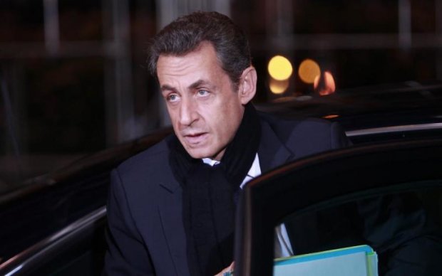 Экс-президента Франции Николя Саркози схватила полиция