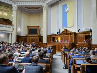 Верховна Рада, фото з вільних джерел