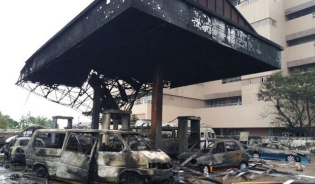 96 человек погибли при взрыве на автозаправке в столице Ганы